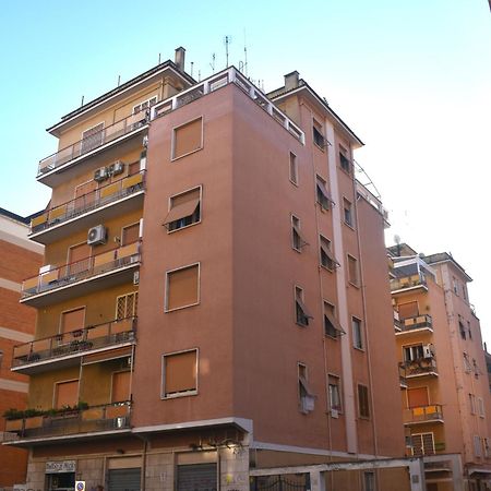 Tia Tourist Apartment Rome Extérieur photo